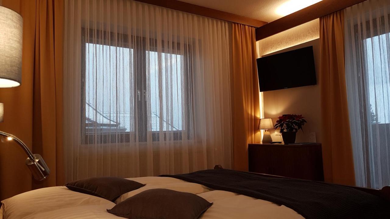 Haus Kohl Hotel Semmering Buitenkant foto